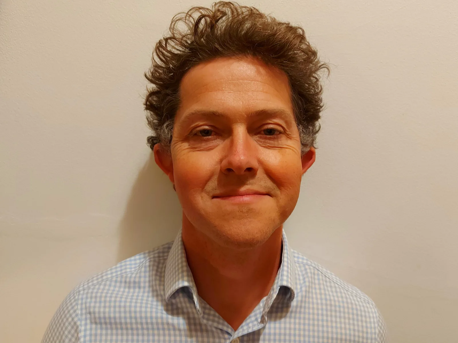 Mr James Kirkby-Bott, Consultant Surgeon